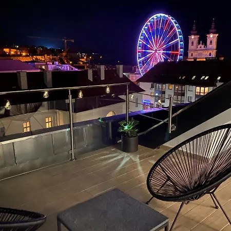 Rooftop דירה